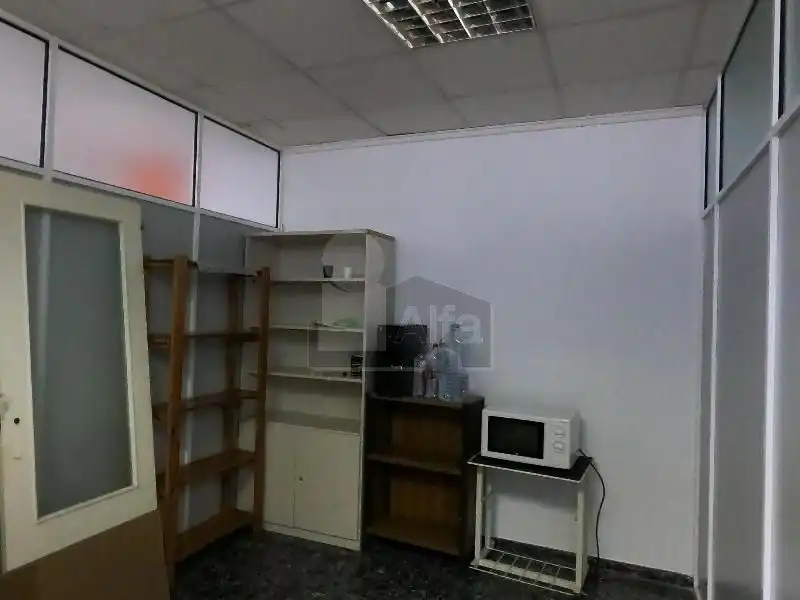 Local en venta en Valencia con Aire acondicionado, Calefacción y Amueblado