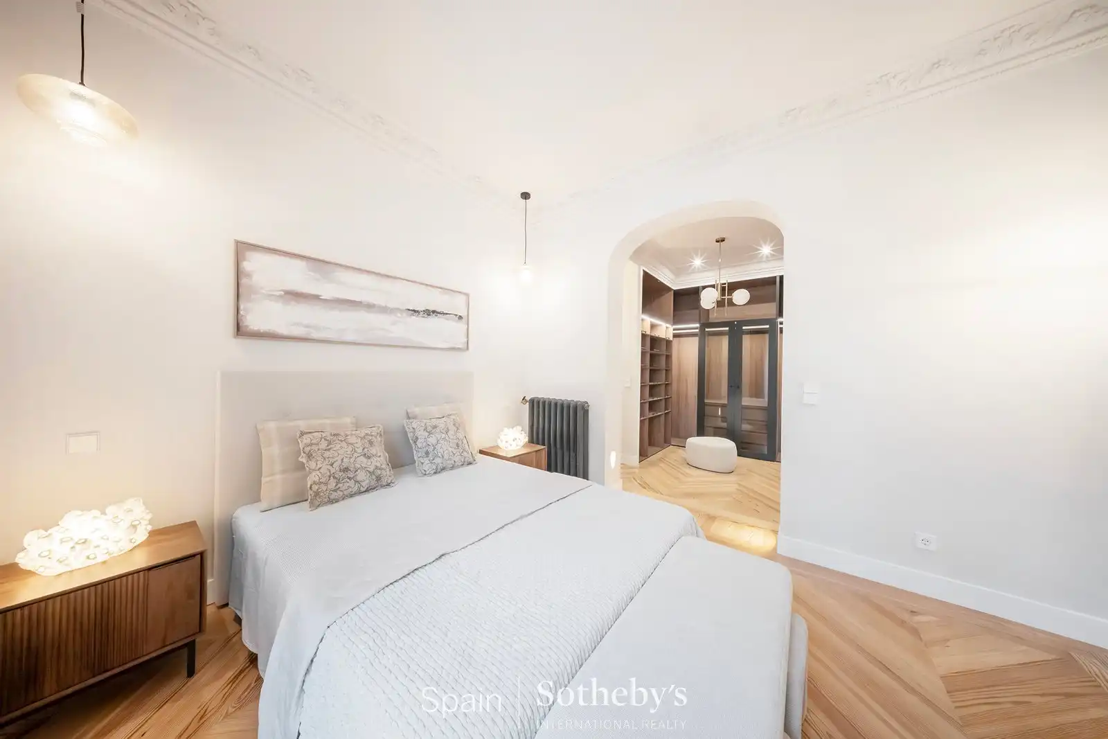 Bedroom of Apartments for sale in Madrid  with Air Conditioner and Heating