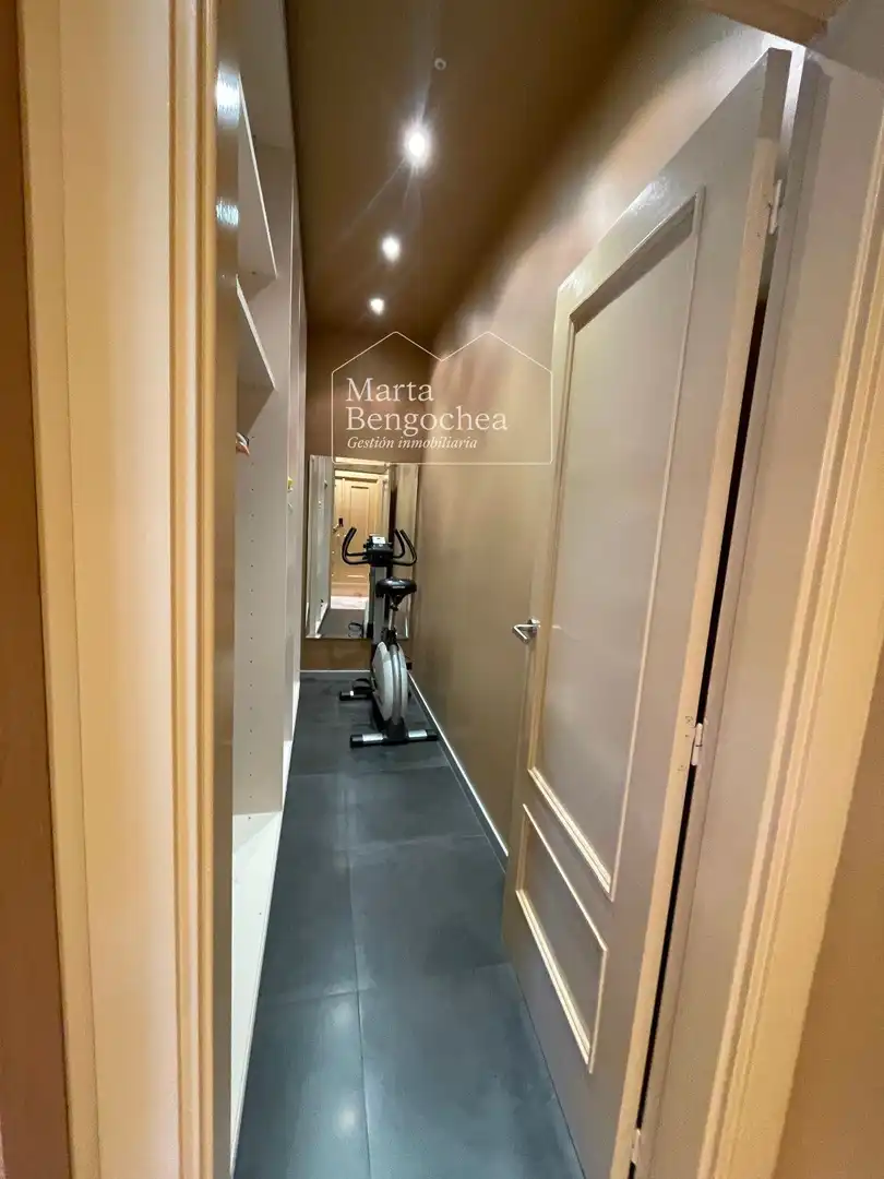 Casa adosada en venta en CALLE MENDIZABALA, Mendizorrotza - Armentia