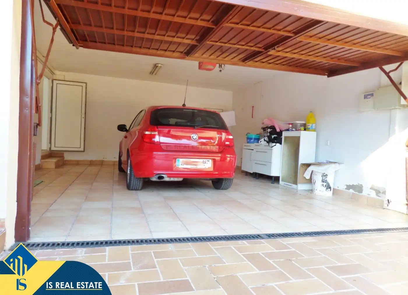 Parking of Houses for sale in Alicante / Alacant  with Terrace, Swimming Pool and Furnished