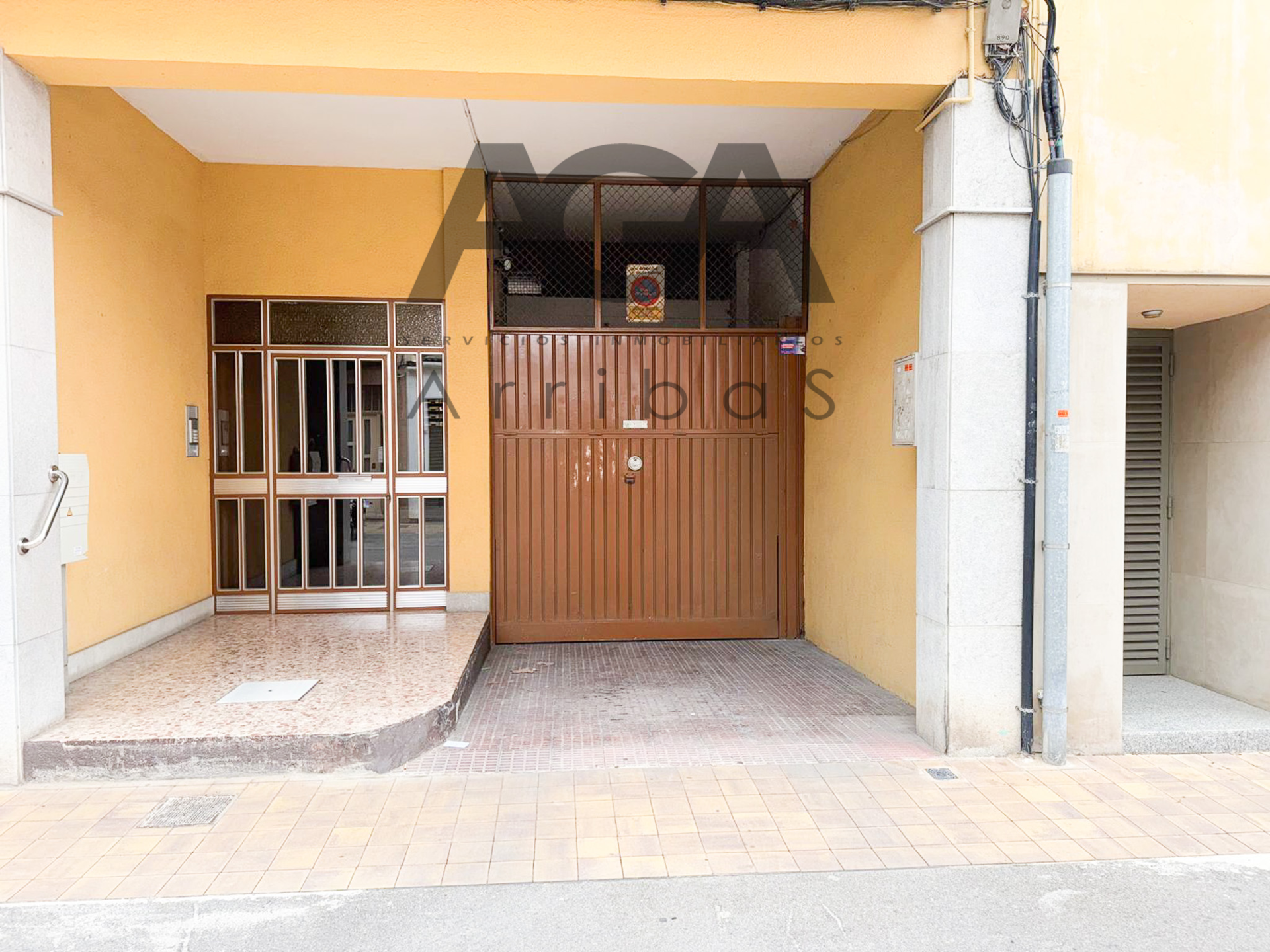 Vista exterior de Garatge en venda en Sant Feliu de Llobregat
