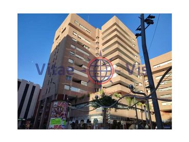 Local comercial en venta en Plaza Ovalo Santa Paula