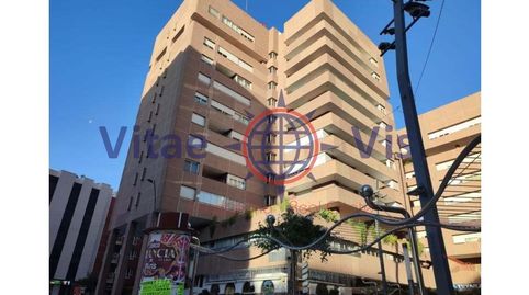 LOCAL COMERCIAL EN VENTA IDEAL PARA NEGOCIOS Y OFICINAS  ÓVALO