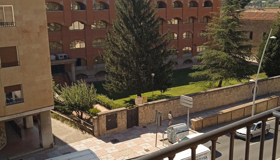 Foto 1 de Piso de alquiler en Paseo de Canalejas, Prosperidad - Delicias, Salamanca