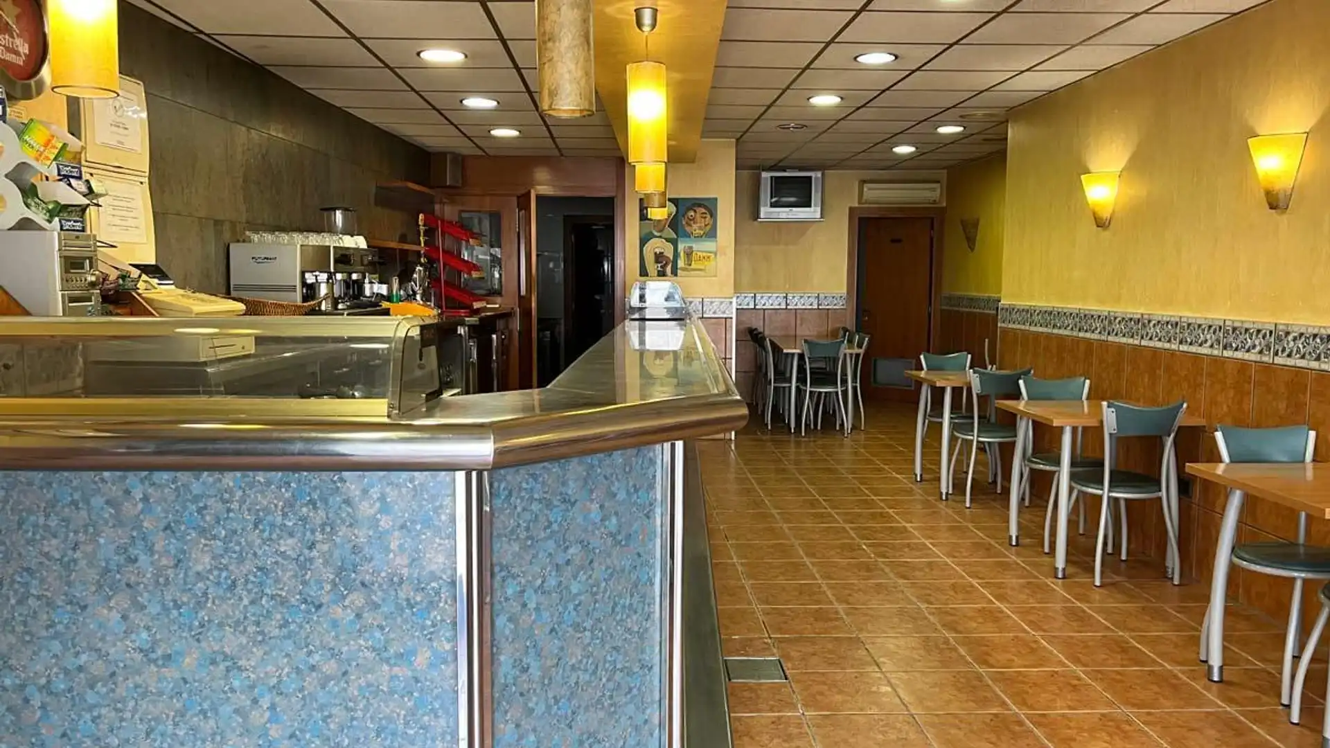 Local en venta en Santa Margarida de Montbui con Aire acondicionado y Amueblado