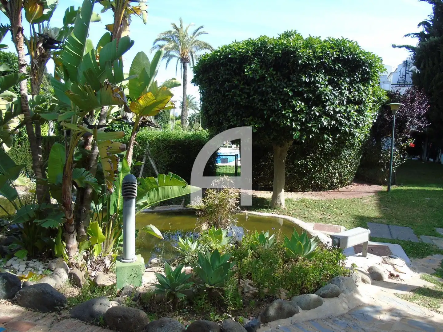 Jardín de Dúplex de alquiler en Mijas con Aire acondicionado, Calefacción y Terraza