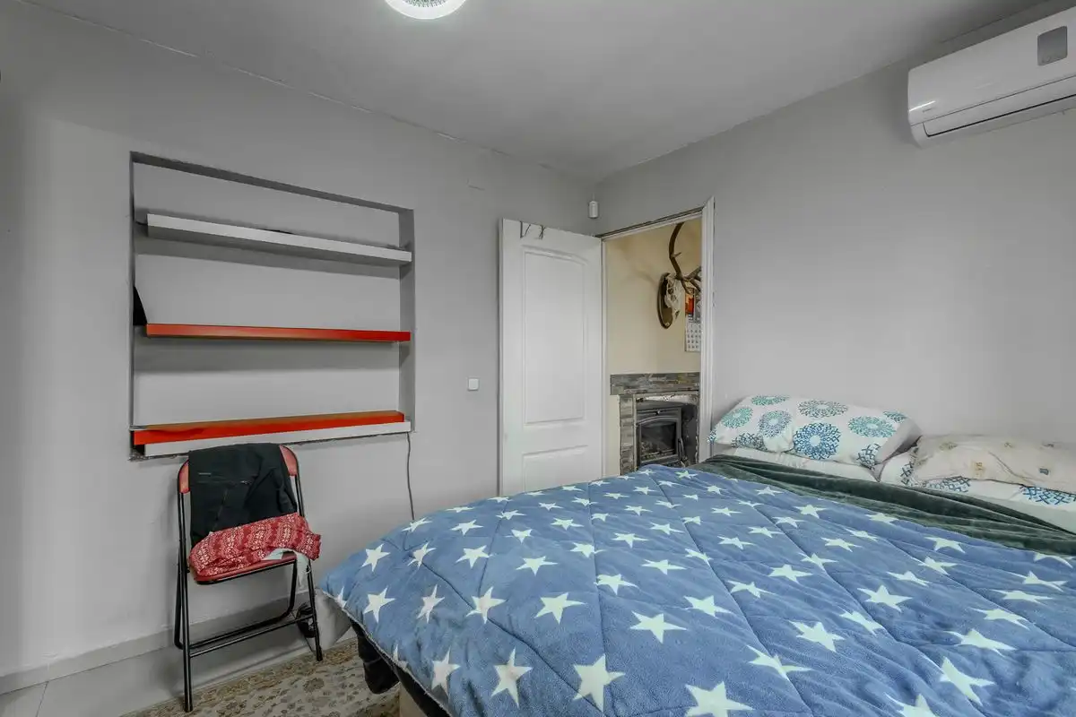 Habitación de Casa o chalet en venta en Móstoles con Aire acondicionado, Calefacción y Jardín privado