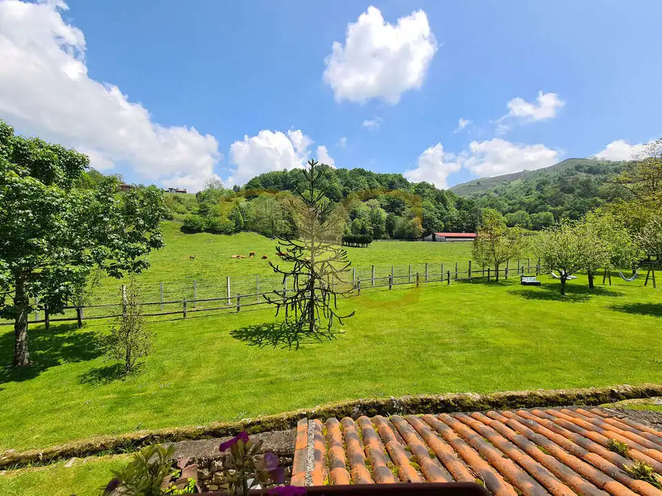 Jardín de Casa o chalet en venta en Cangas de Onís