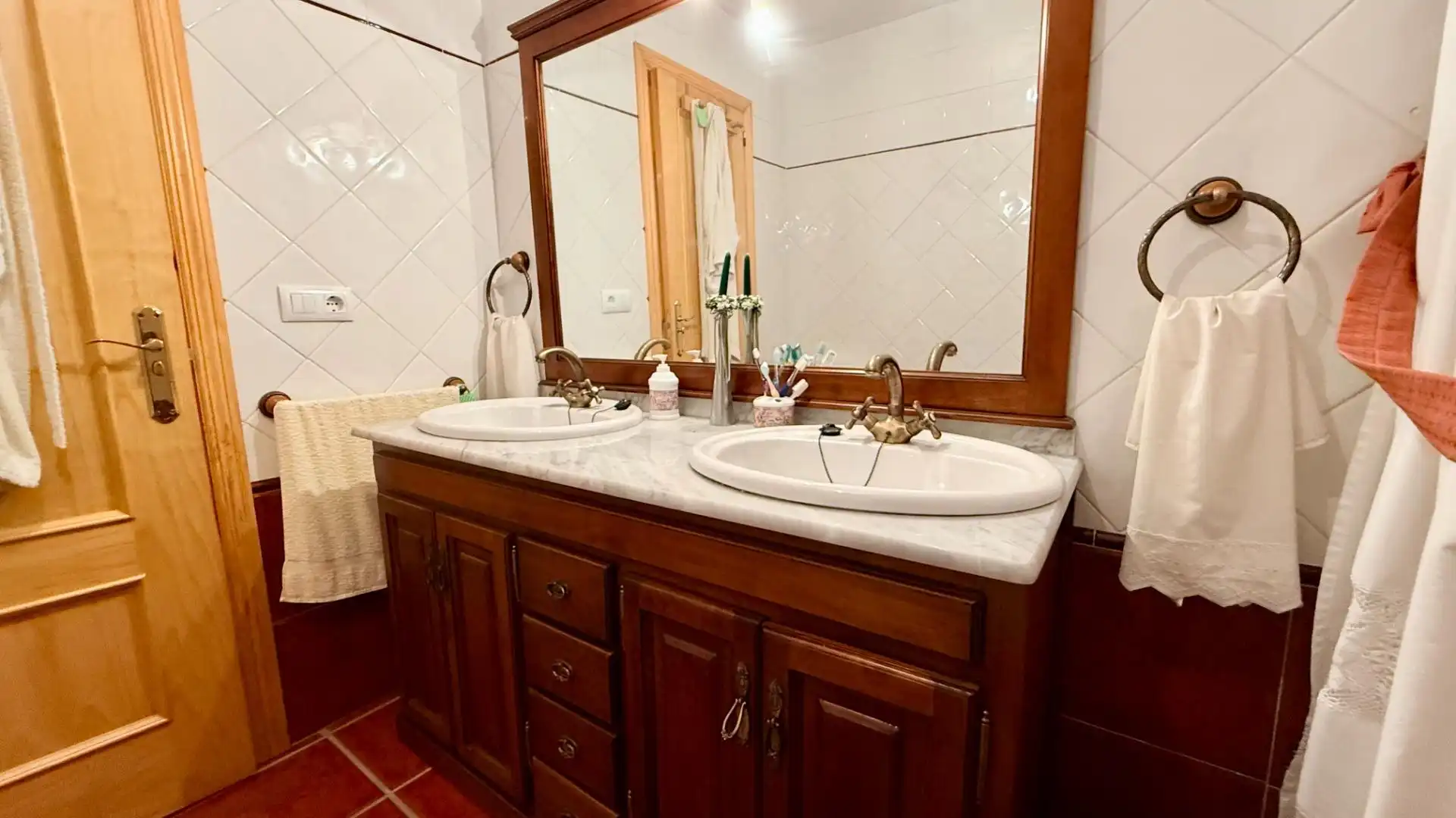 Baño de Casa o chalet en venta en Lastras de Cuéllar con Calefacción, Jardín privado y Terraza