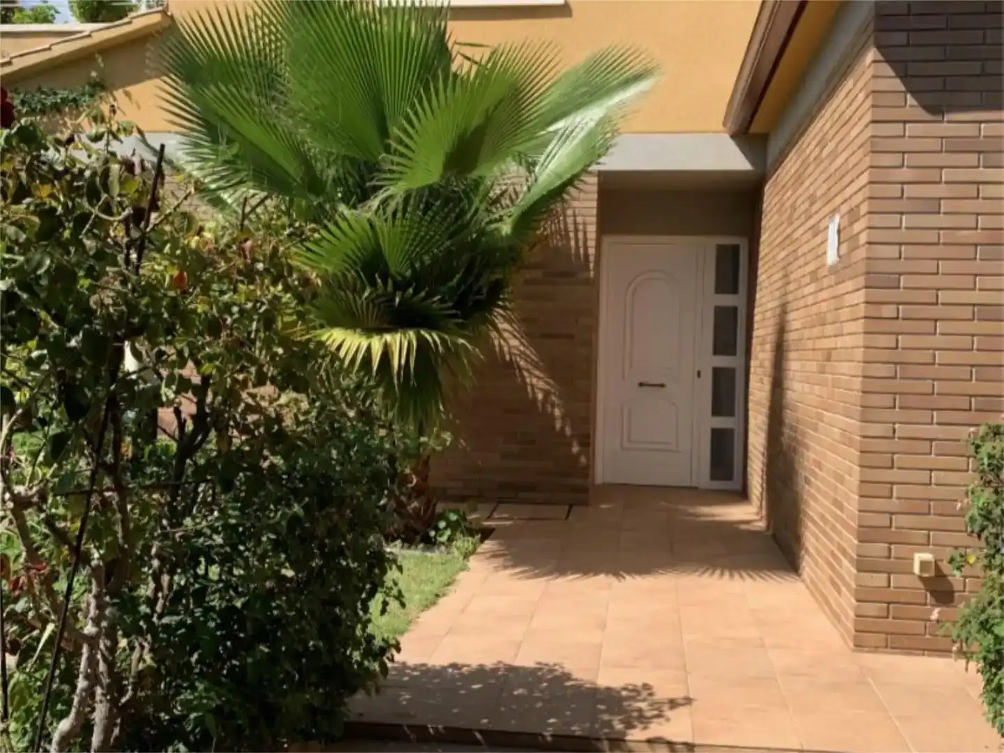 Vista exterior de Piso en venta en Cubelles con Aire acondicionado, Jardín privado y Parquet