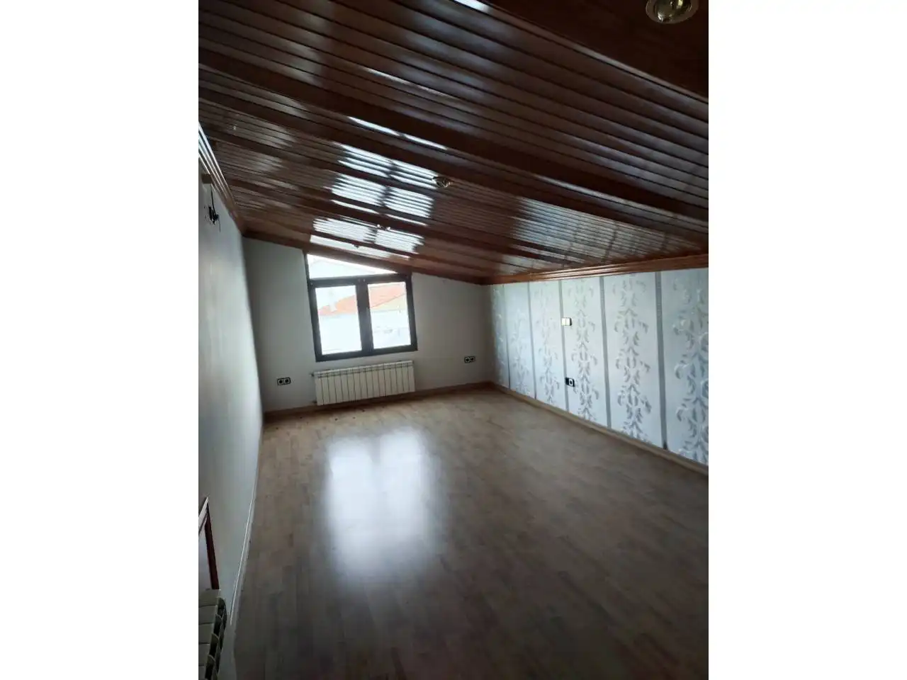 Houses for sale in Manzanares  with Air Conditioner, Heating and Private garden