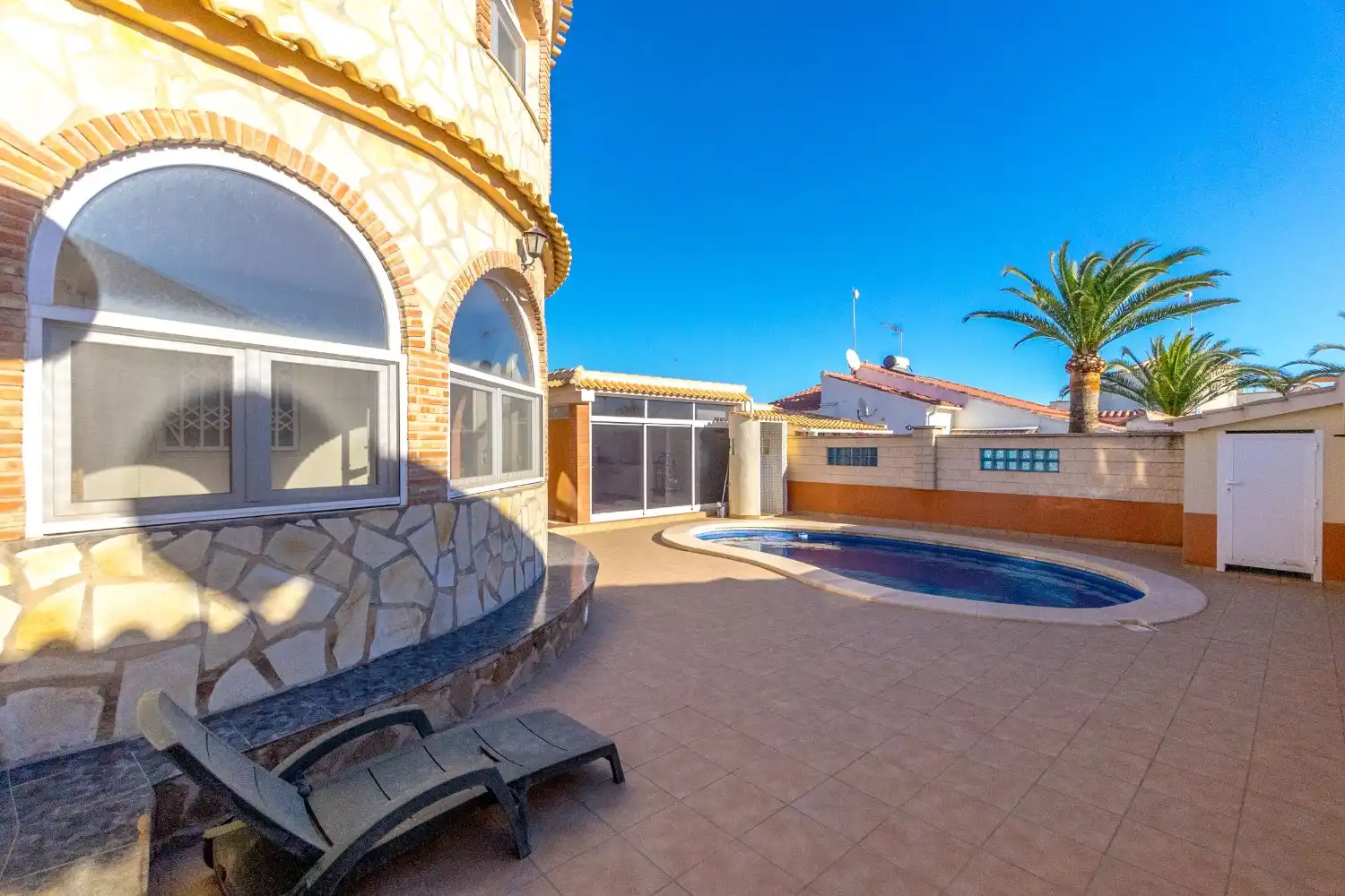 Chalet con piscina en venta en Orihuela Costa, imagen 3