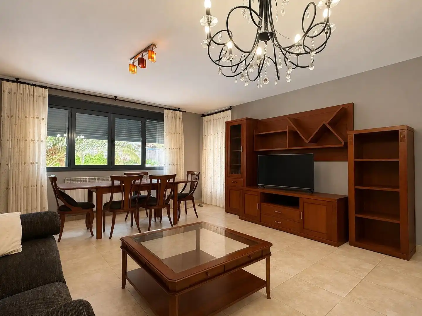 Sala de estar de Casa o chalet en venta en Guadalajara con Calefacción, Terraza y Piscina