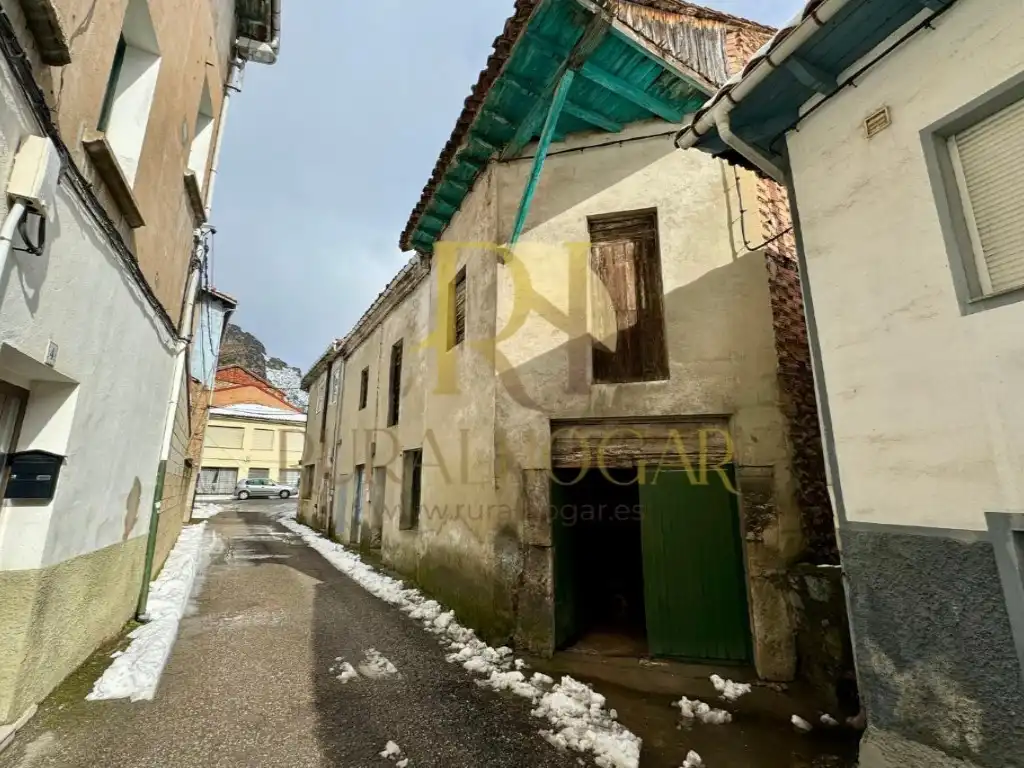 Casa en venda a La Pola de Gordón, imagen 7