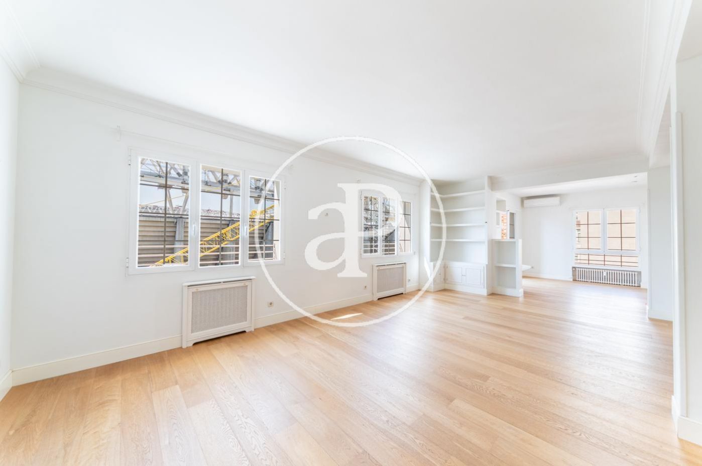 3 hab, 200m² en Hispanoamérica - Bernabéu, Chamartín,  Madrid Capital - Image 4