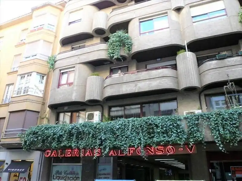 Local comercial en venda a Centro Ciudad