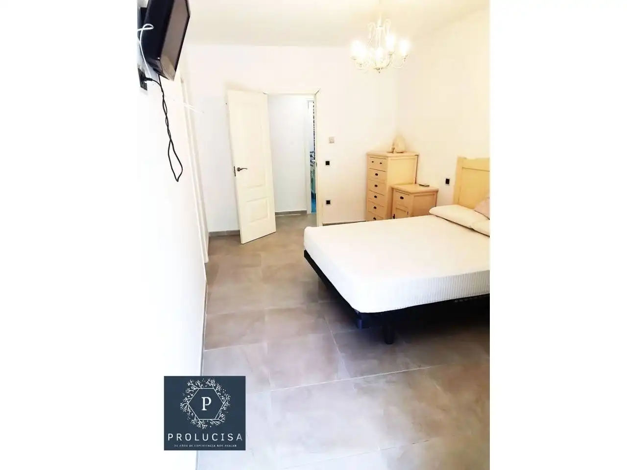 Bedroom of Flat for rent in Moraleja de Enmedio