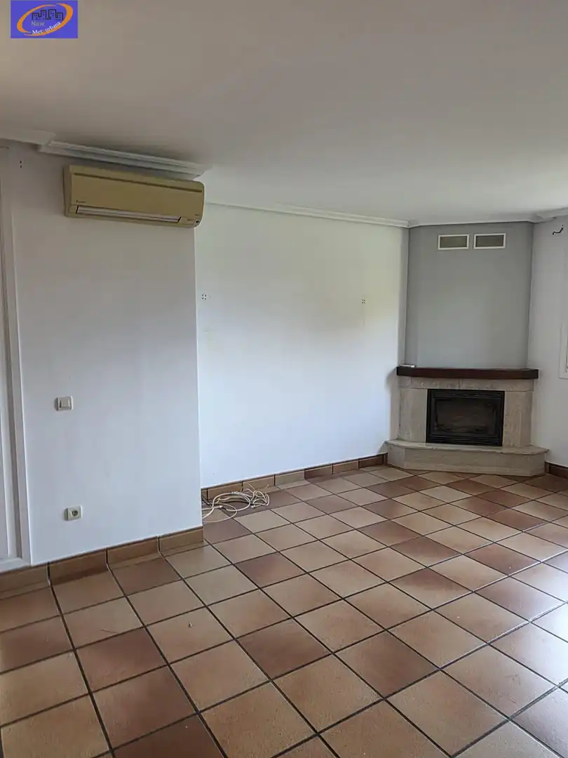 Casa adosada en venta en Vinaròs con Jardín privado, Terraza y Trastero