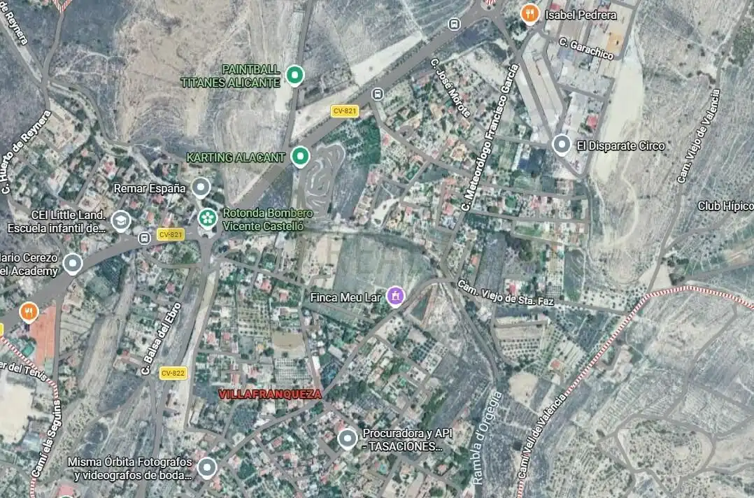 Vista exterior de Casa o xalet en venda en Alicante / Alacant amb Aire condicionat, Calefacció i Jardí privat