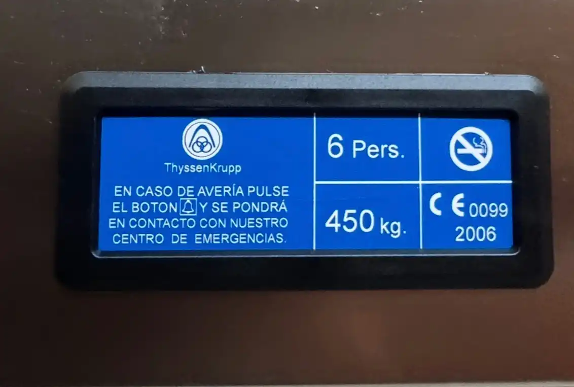 Parking de Apartamento en venta en Gijón  con Calefacción, Parquet y Trastero