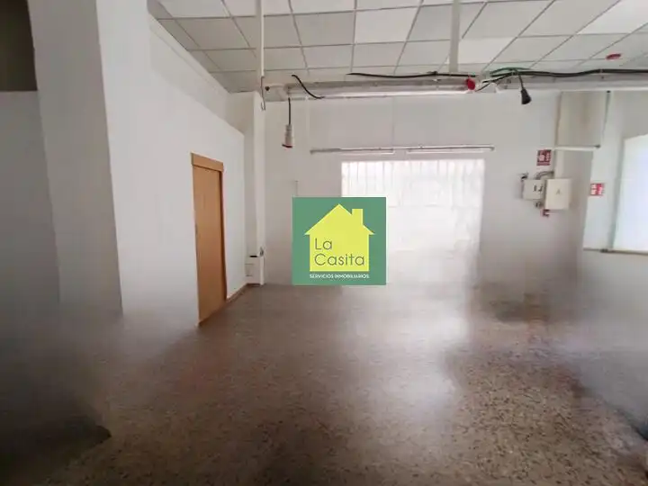 Local comercial en venda a Industria, imagen 3