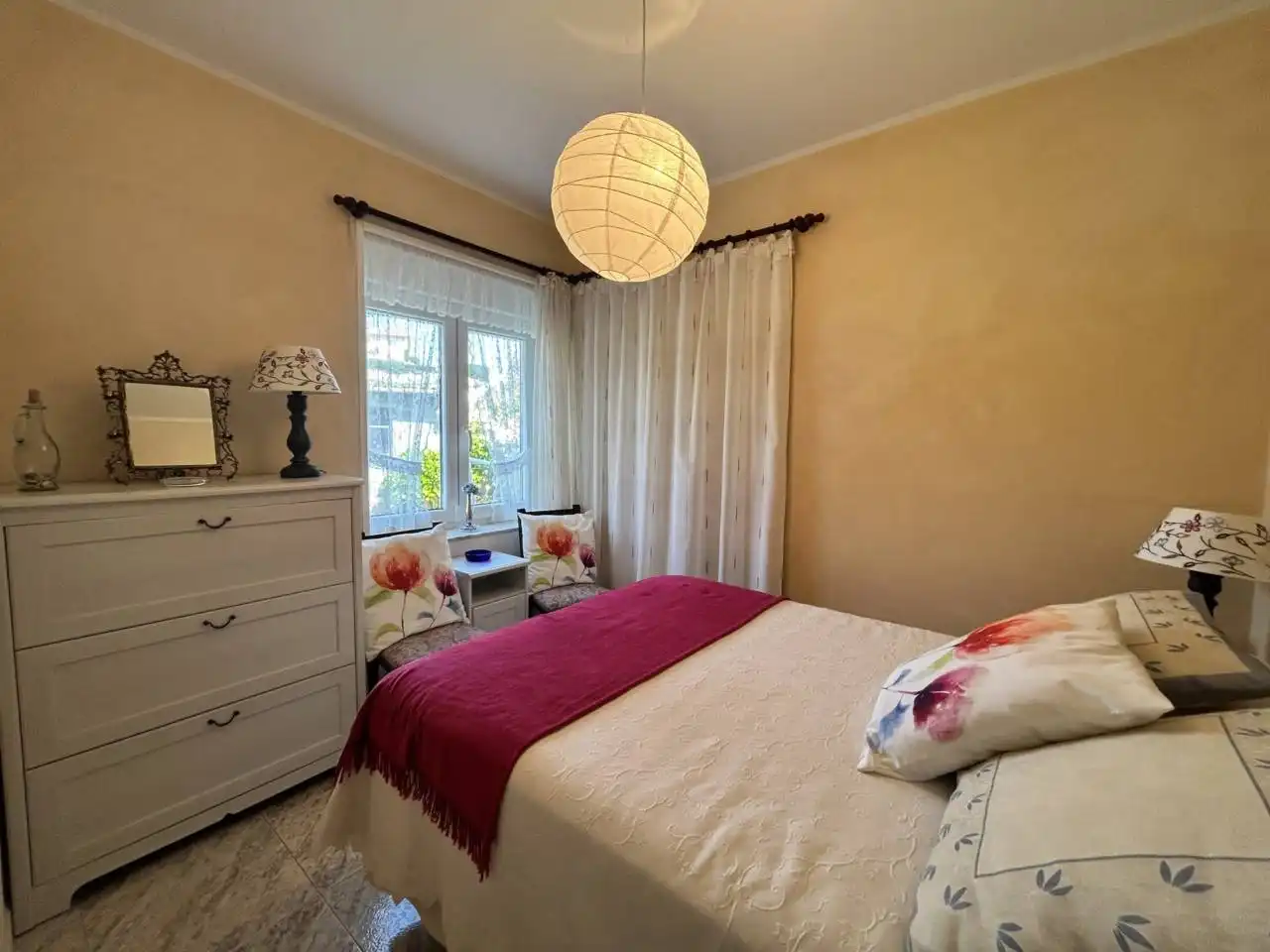 Schlafzimmer von Haus oder Chalet zum Verkauf in Llanes mit Heizung, Privatgarten und Terrasse