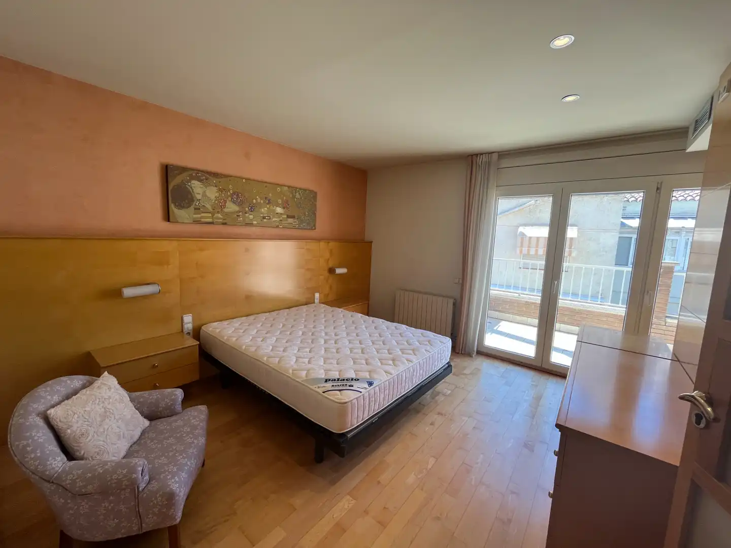 Chalet con balcón en venta en Carrer Vescomte Arnau, imagen 3