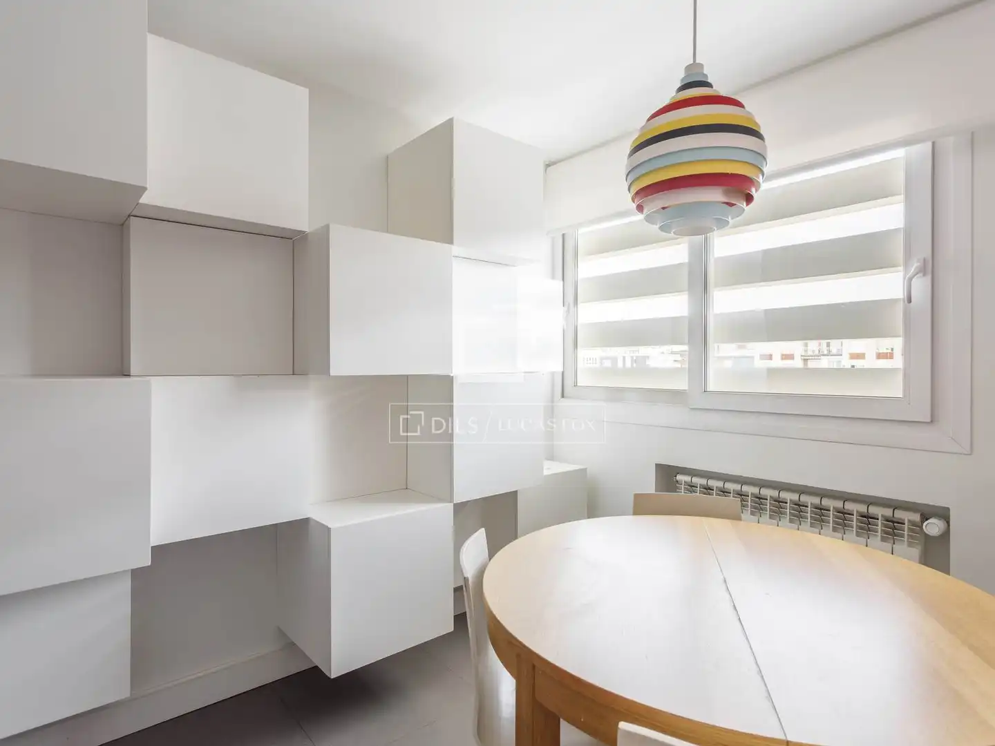 Esszimmer von Dachboden zur Miete in Madrid mit Klimaanlage, Heizung und Parkett