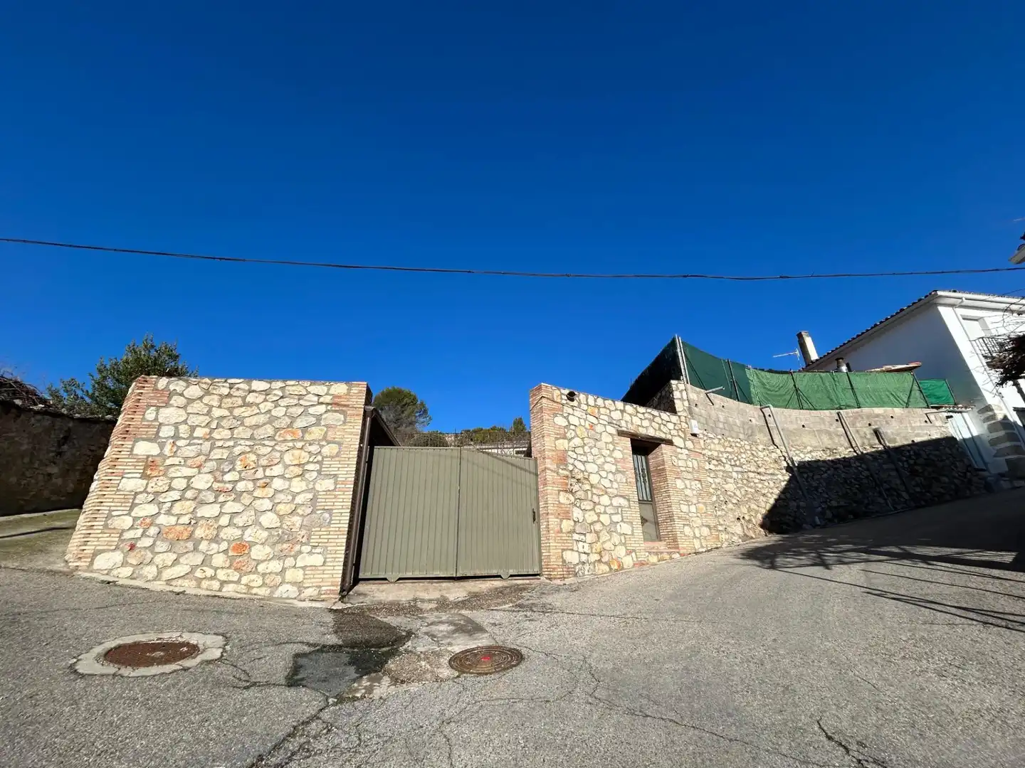 Exterior view of Houses for sale in Loranca de Tajuña