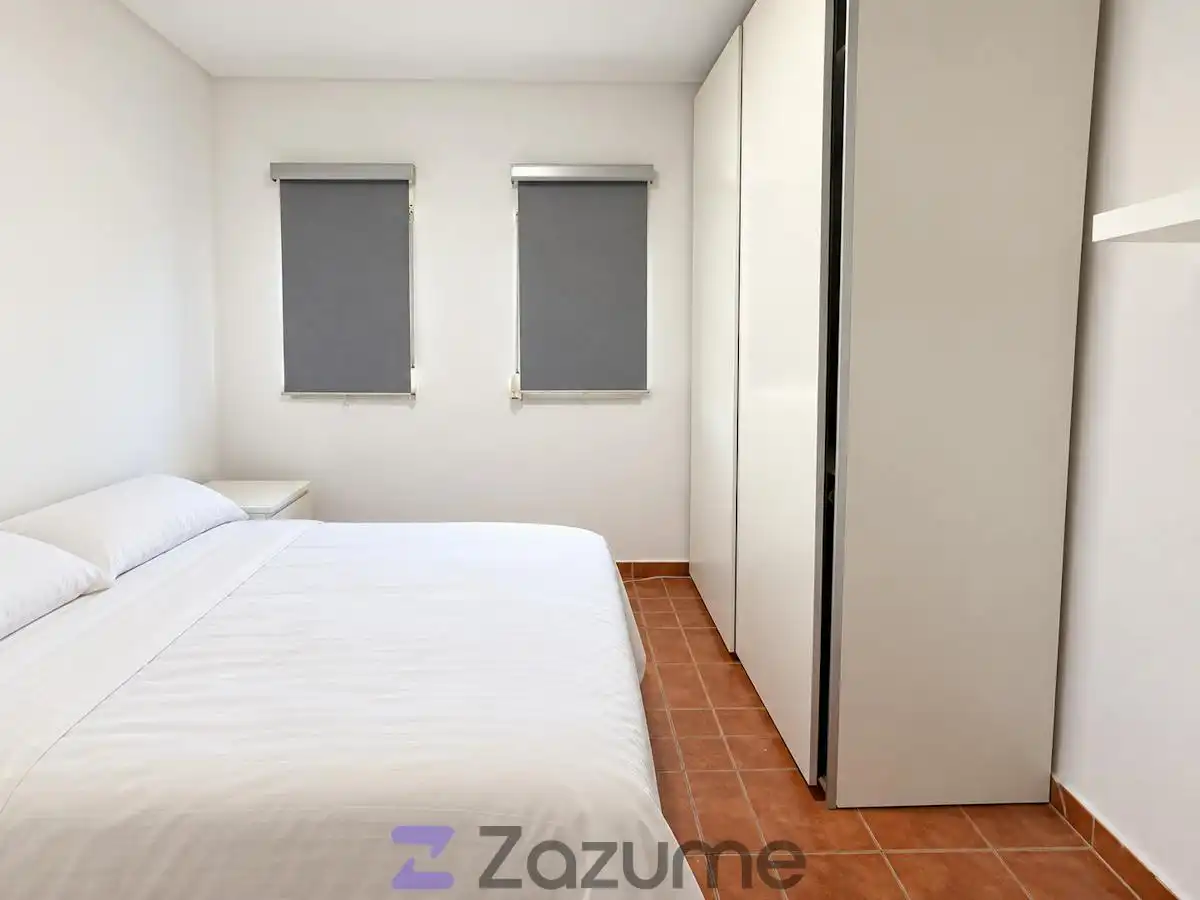 Bedroom of Apartments for rent in Bailén - Miraflores