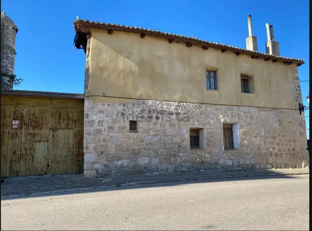 Vista exterior de Casa o chalet en venta en Palenzuela con Jardín privado, Amueblado y Alarma