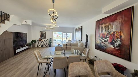 Foto 2 de Casa adosada en venta en Los Boliches, Fuengirola
