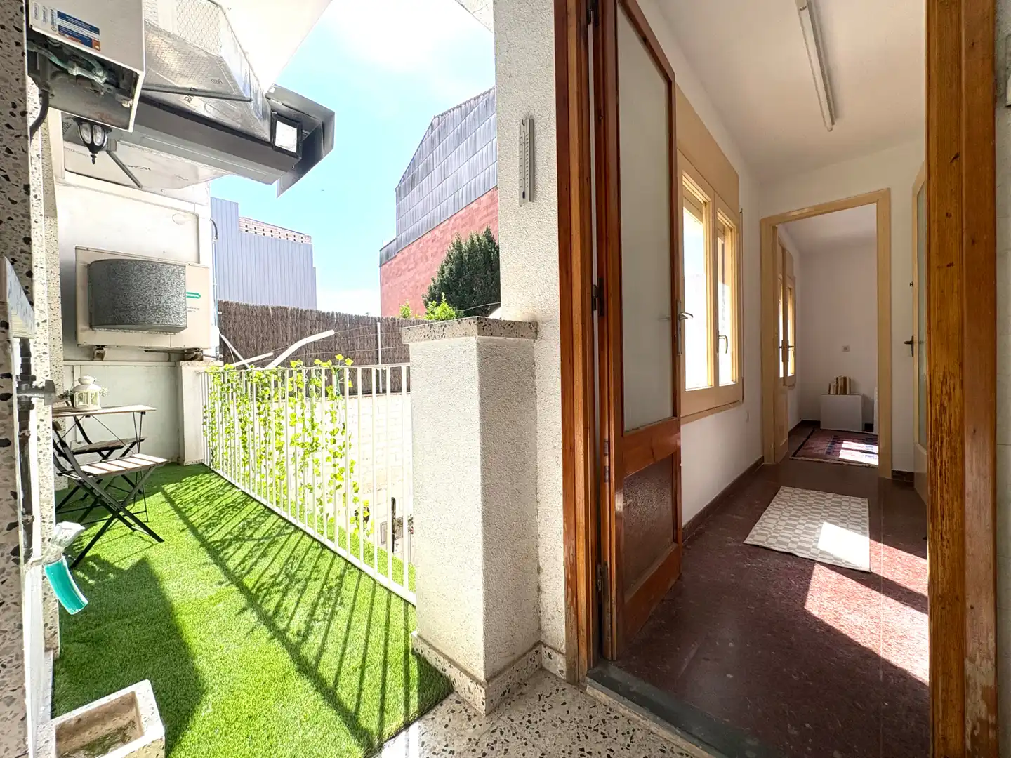 Vista exterior de Pis en venda en Terrassa amb Aire condicionat, Calefacció i Balcó
