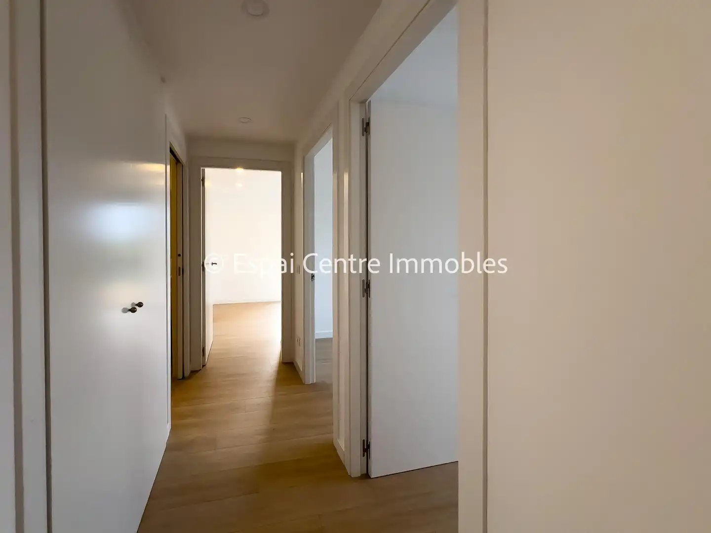 Flat for sale in Vallirana  with Air Conditioner, Heating and Parquet flooring