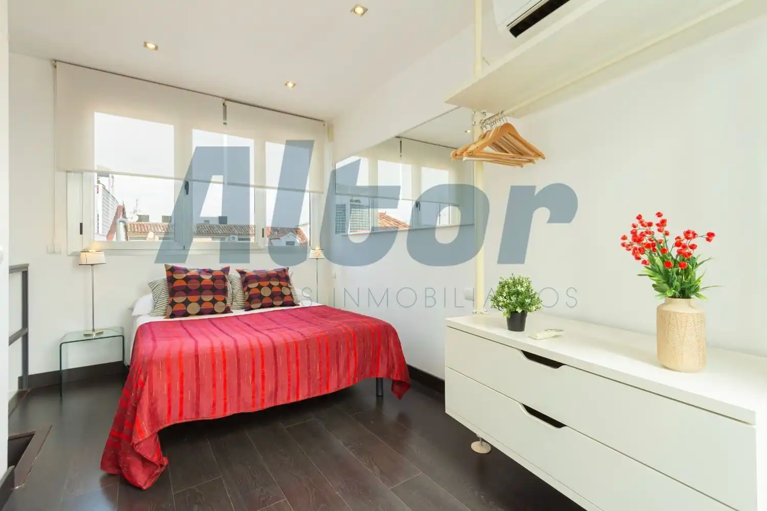 Bedroom of Attic for rent in Madrid  with Heating, Terrace and Furnished