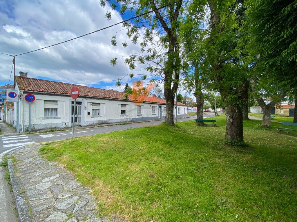 Vista exterior de Casa o xalet en venda en Santiago de Compostela  amb Jardí privat i Terrassa