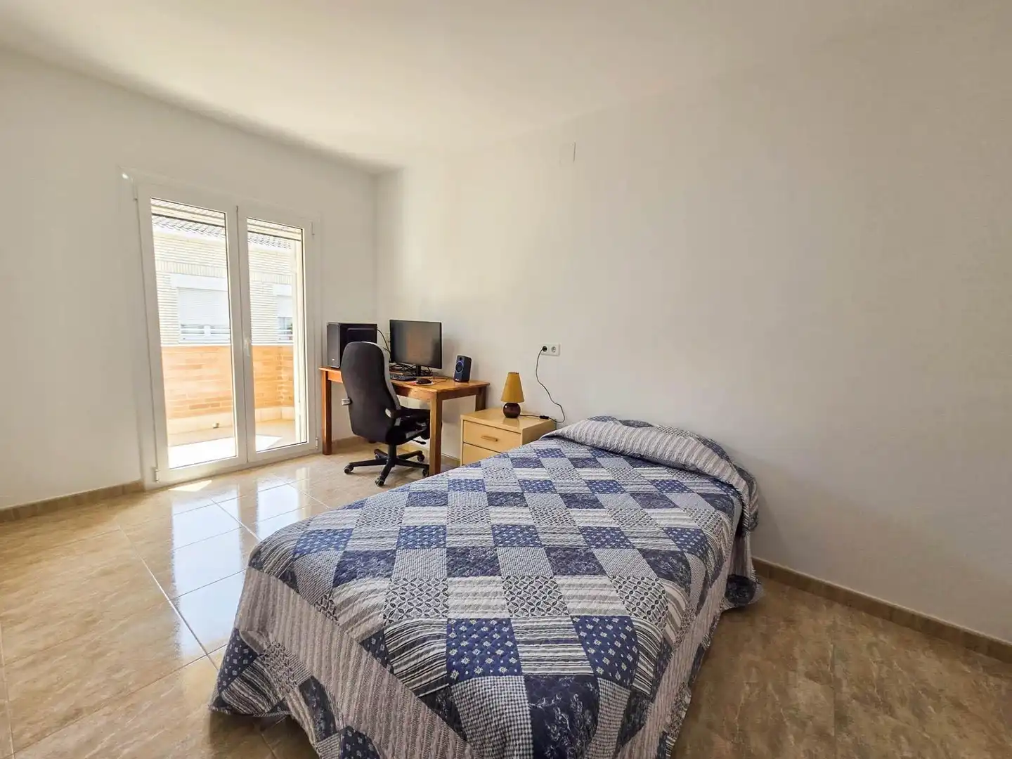 Habitación de Casa adosada en venta en Vilanova del Camí con Calefacción, Terraza y Trastero