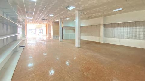 Photo 3 of Premises to rent in Canónigo, Centro - Doña Mercedes, Sevilla