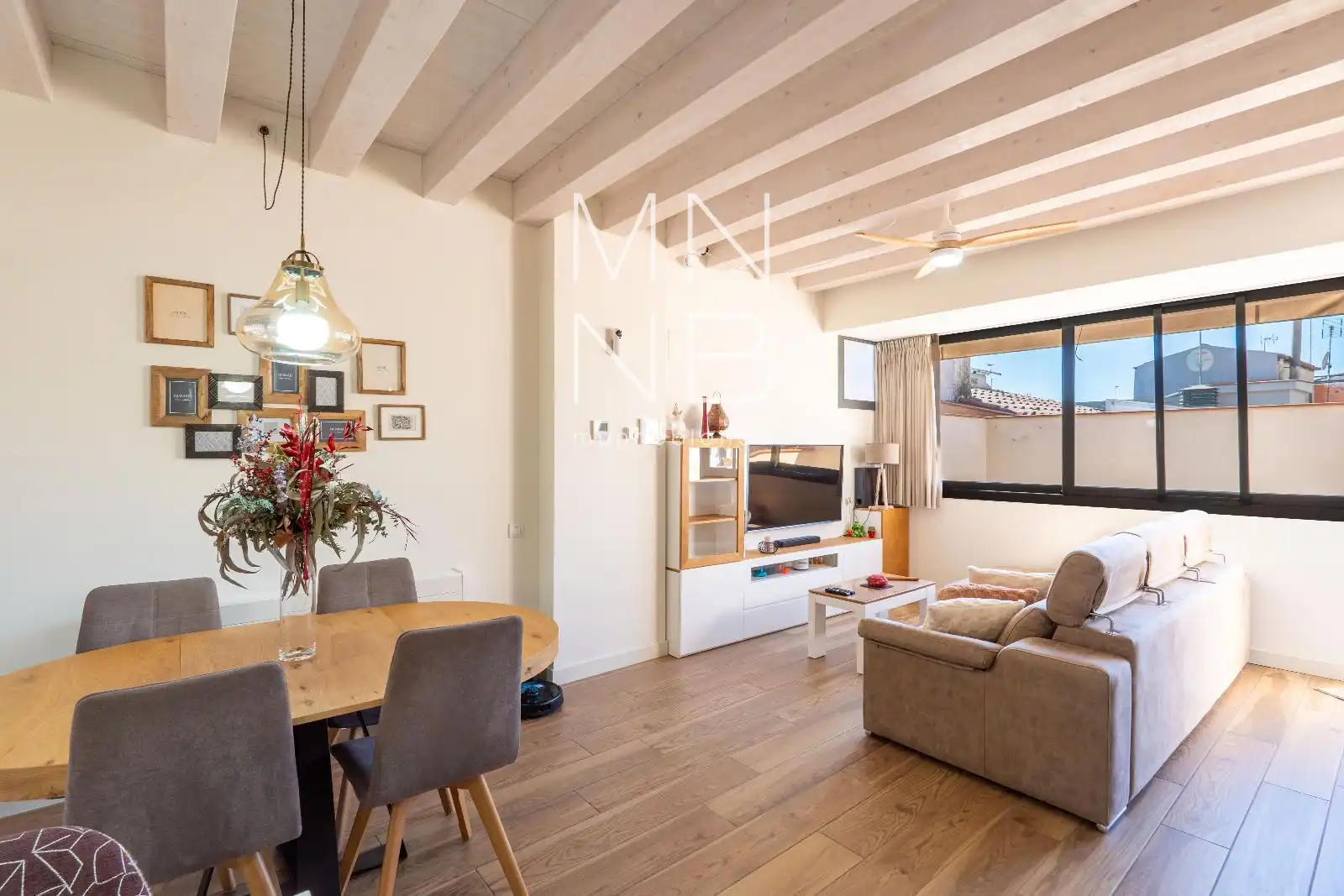 Living room of Detached homes for sale in Mataró  with Air Conditioner, Heating and Furnished