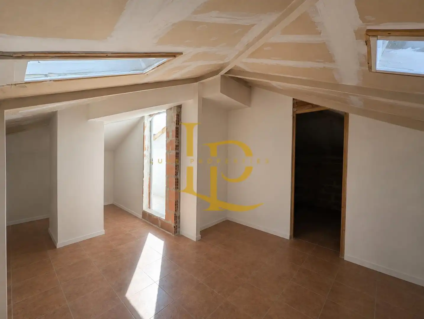 Piso en venta en San Lorenzo de El Escorial con Calefacción, Jardín privado y Horno