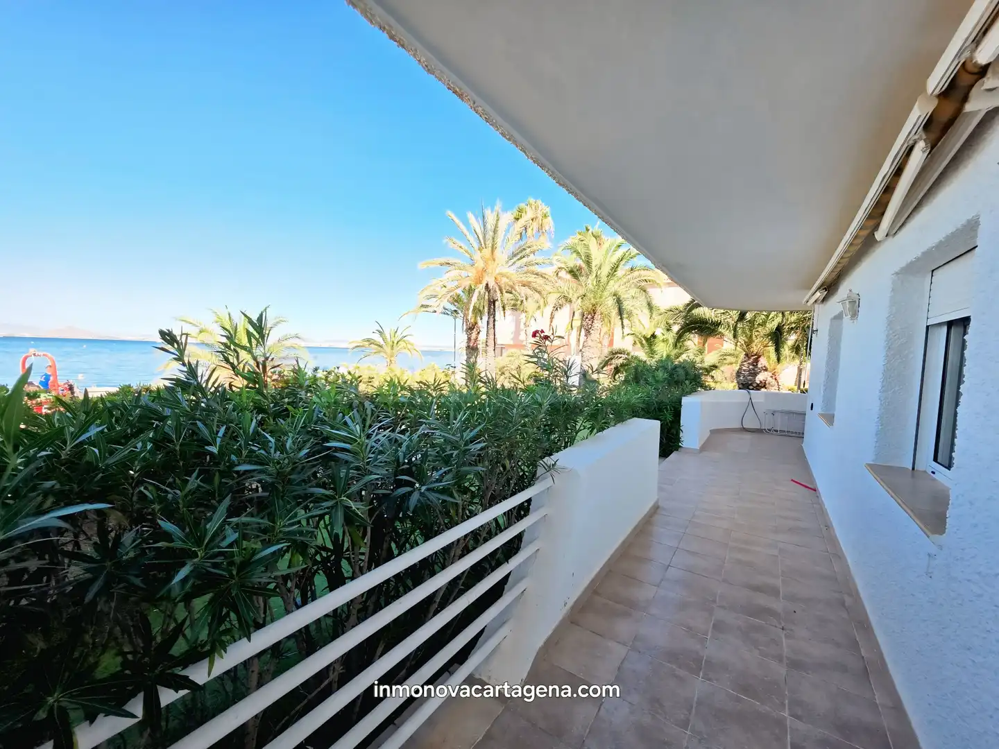 Vista exterior de Casa o chalet en venta en La Manga del Mar Menor con Aire acondicionado, Calefacción y Jardín privado