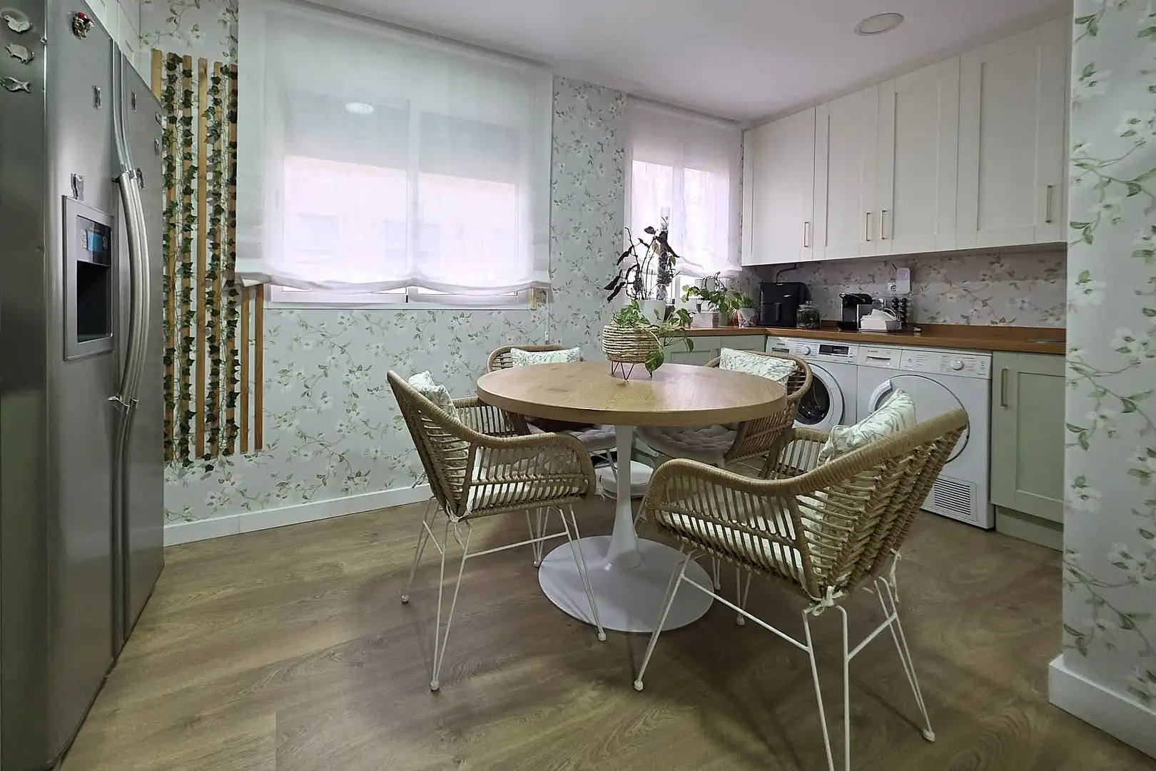 Comedor de Ático en venta en Elche / Elx con Aire acondicionado, Terraza y Trastero