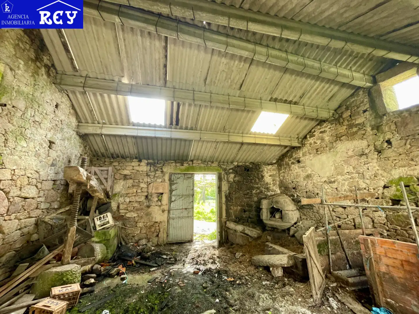 Finca rústica en venta en Catoira con Jardín privado