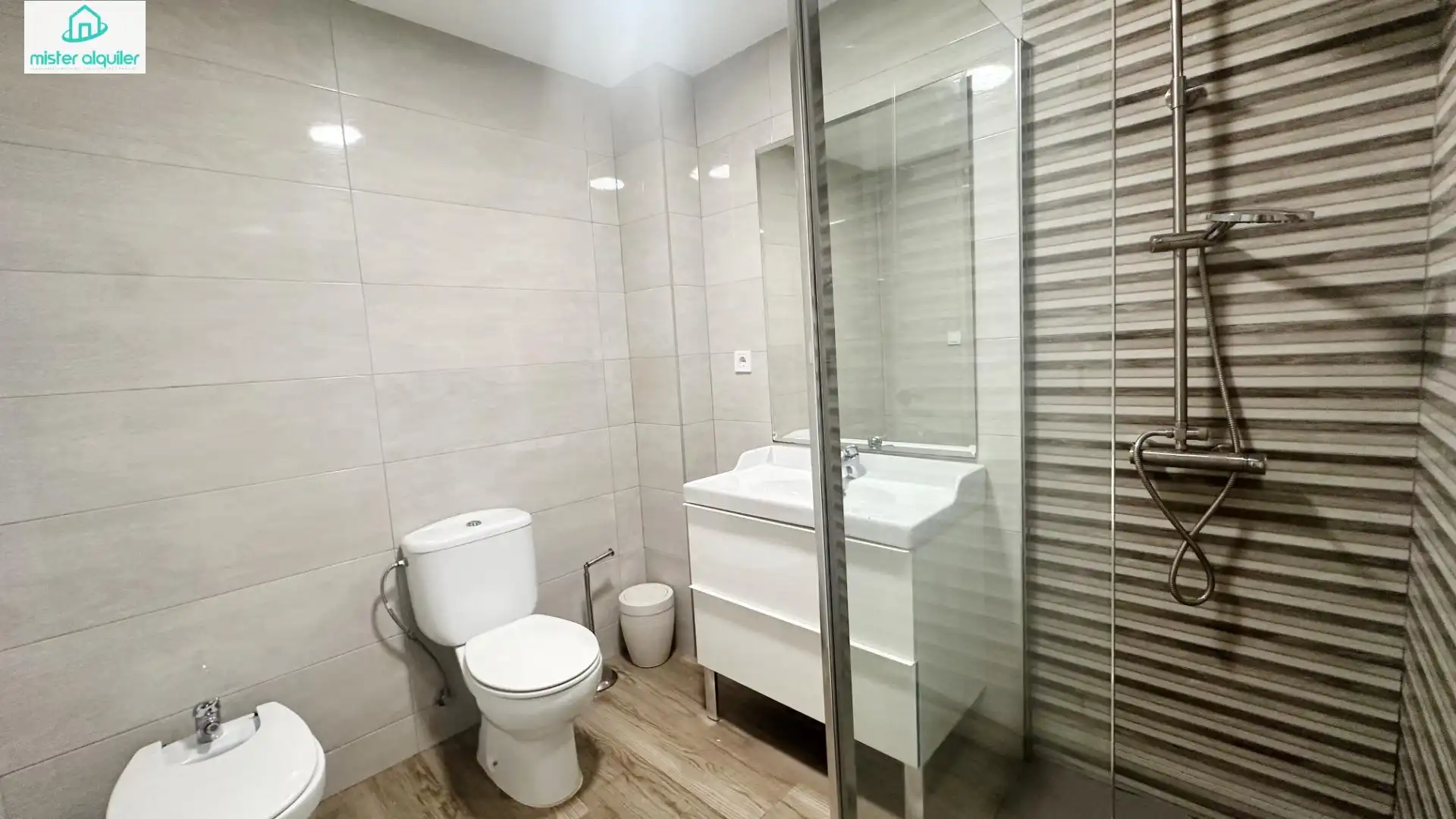 Bathroom of Apartments for rent in El Campello  with Air Conditioner, Heating and Furnished
