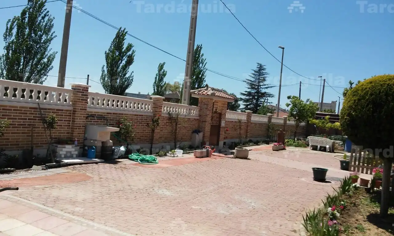 Garden of Houses for sale in Babilafuente  with Private garden, Terrace and Storage room