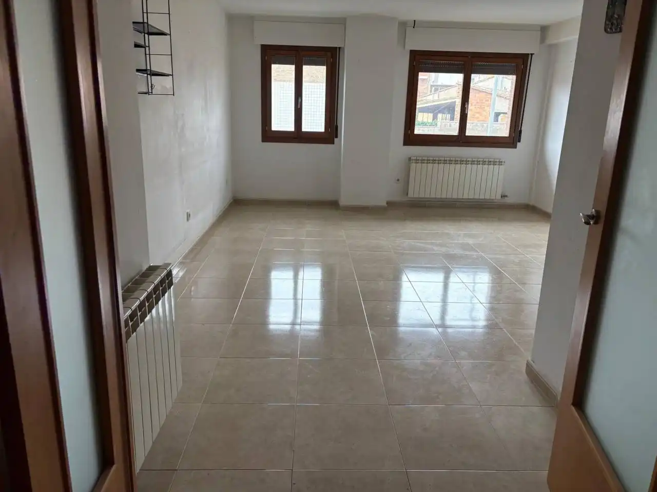 Sala d'estar de Pis en venda en Almacelles amb Calefacció, Parquet i Traster
