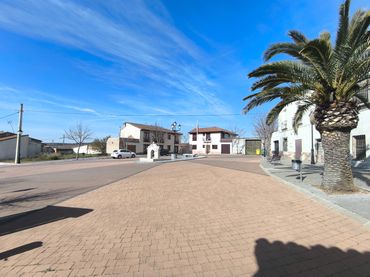 Wohnbaugrundstück zum Verkauf in Plaza del Palacio 12