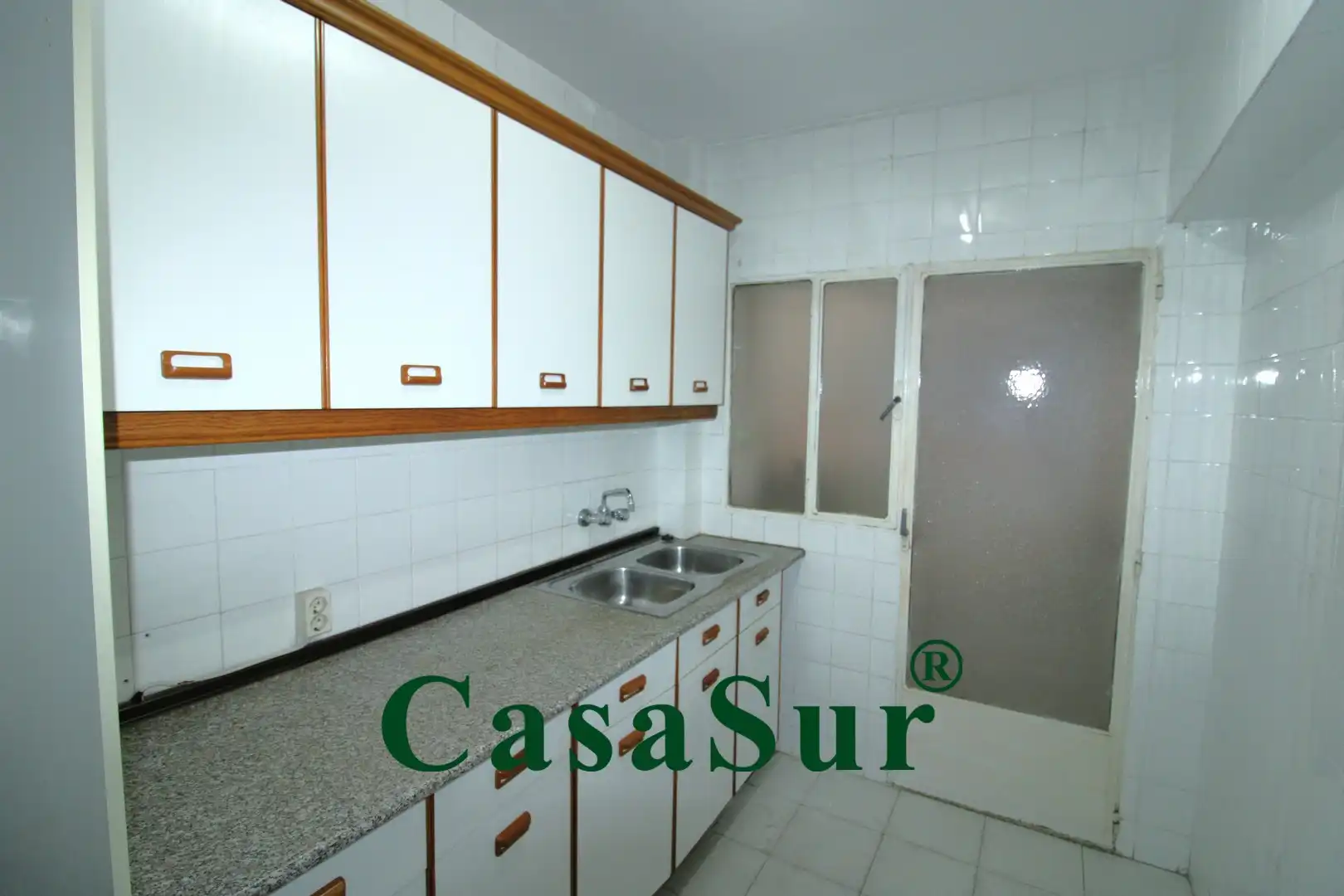 Cuina de Pis en venda en Valladolid amb Calefacció i Terrassa