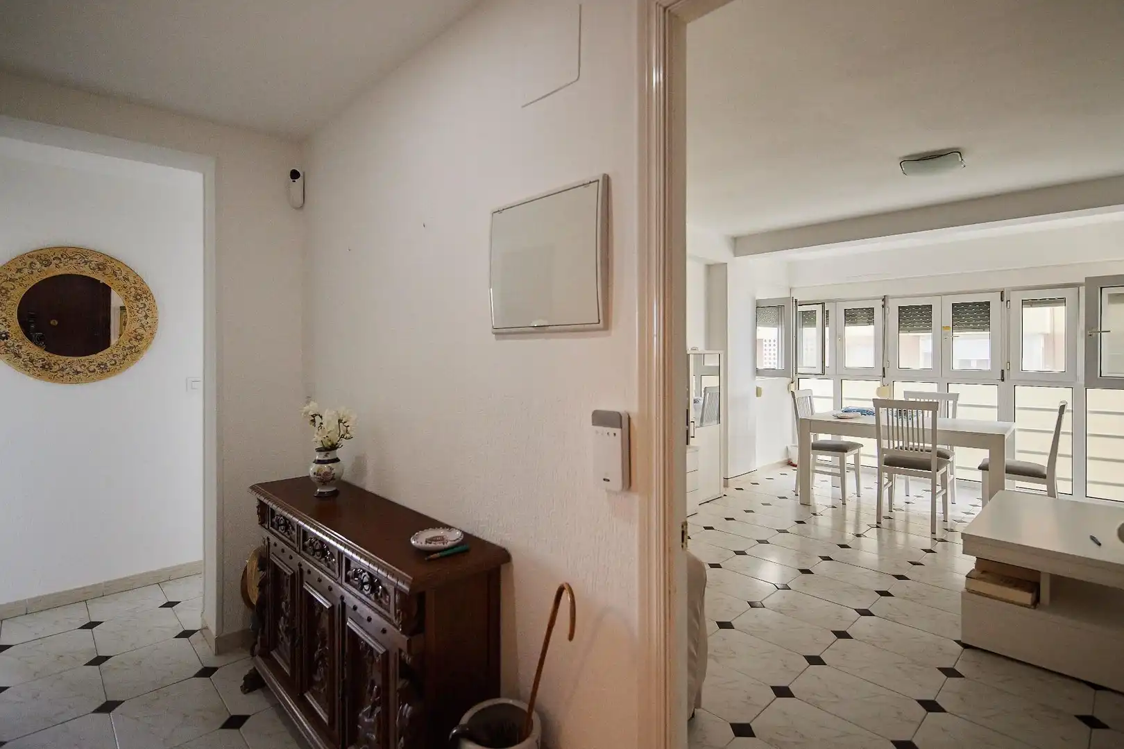 Piso en venta en Cádiz con Terraza, Balcón y Alarma