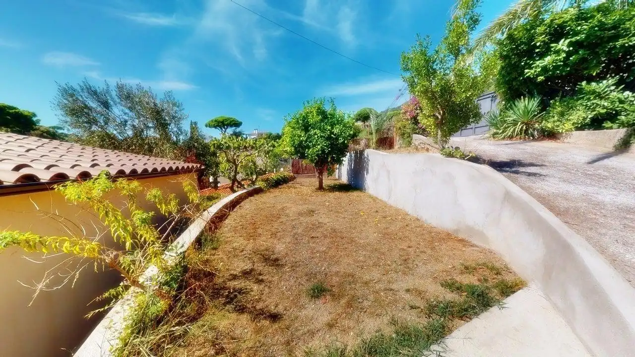 Jardí de Casa o xalet en venda en Niàgara Parc - Ágora Parc